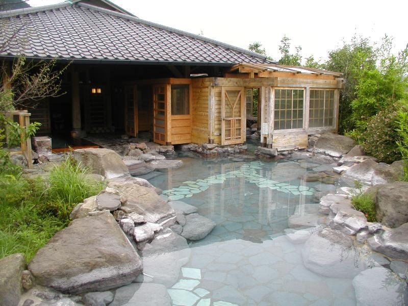 Baien Hotel Ойта Екстериор снимка